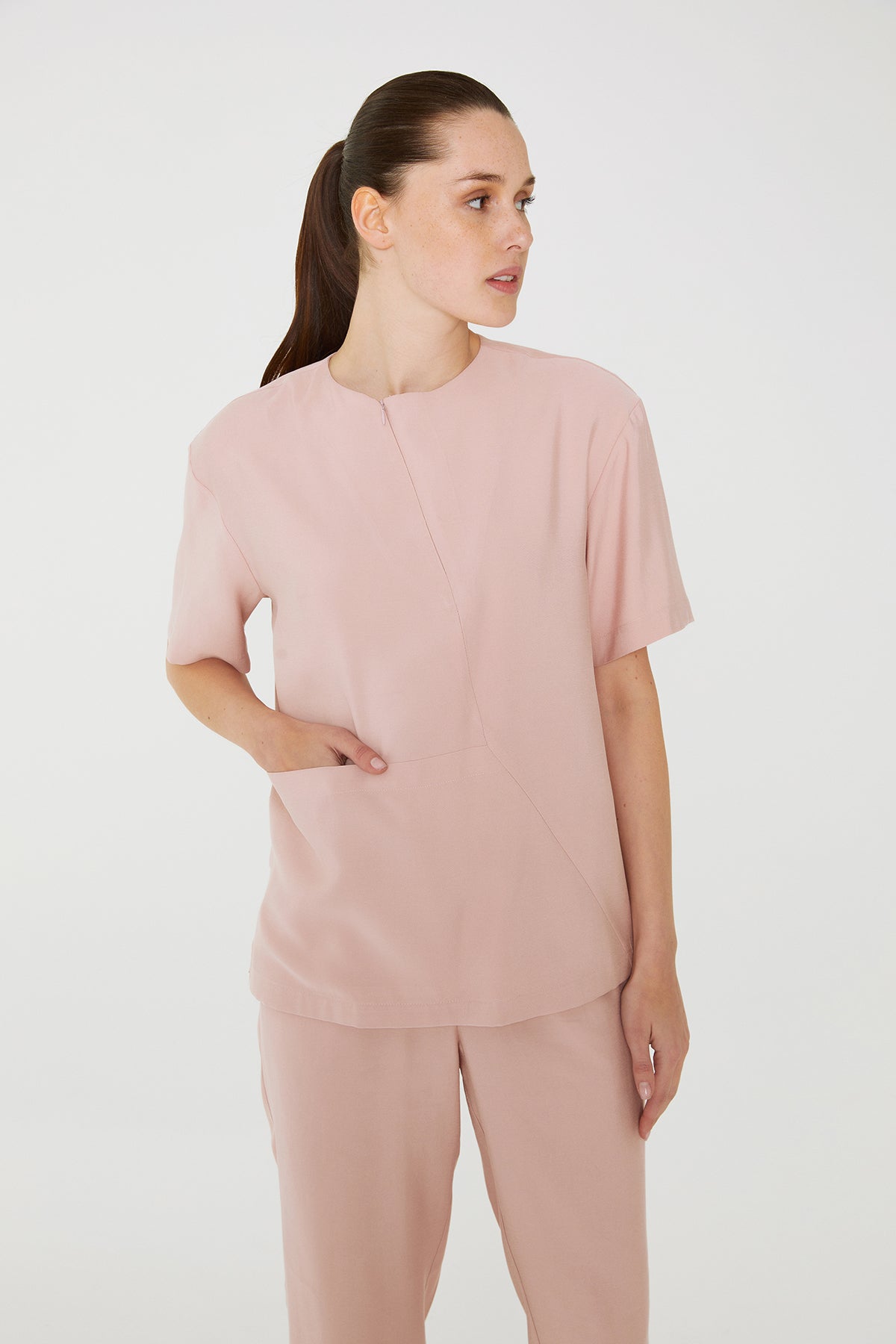 UNIFORM | SCRUB | WOMEN | TOP | LYON