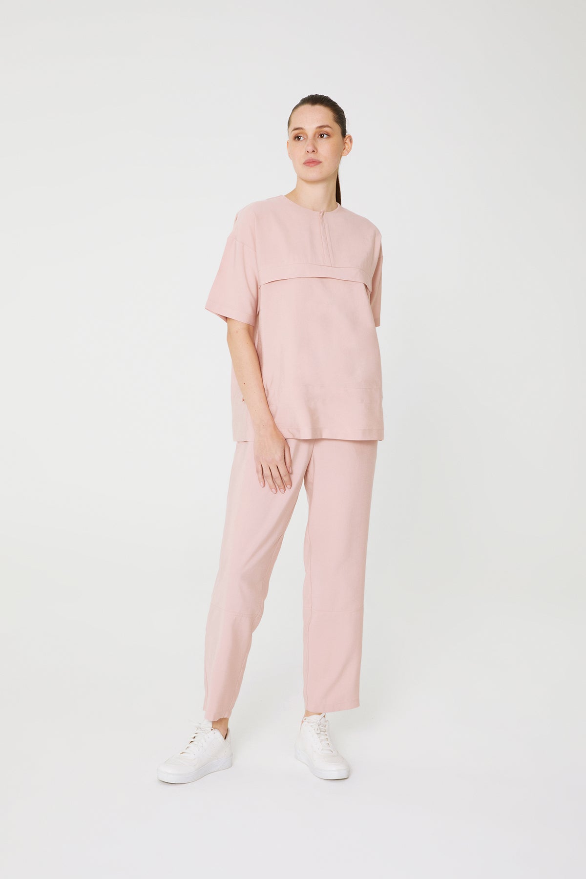UNIFORM | SCRUB | WOMEN | TOP | NUUK