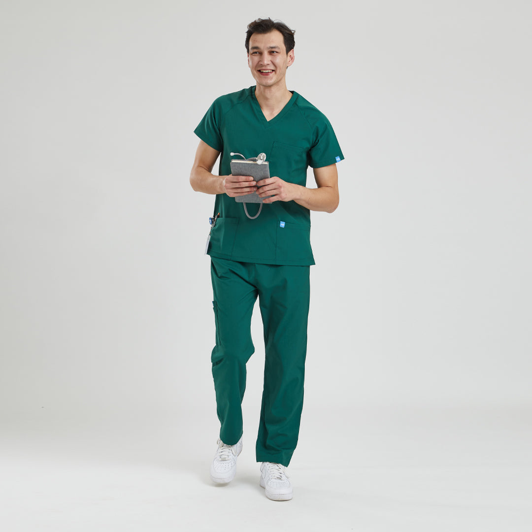 UNIFORM | SCRUB | MEN | TOP | RESILIENT V NECK
