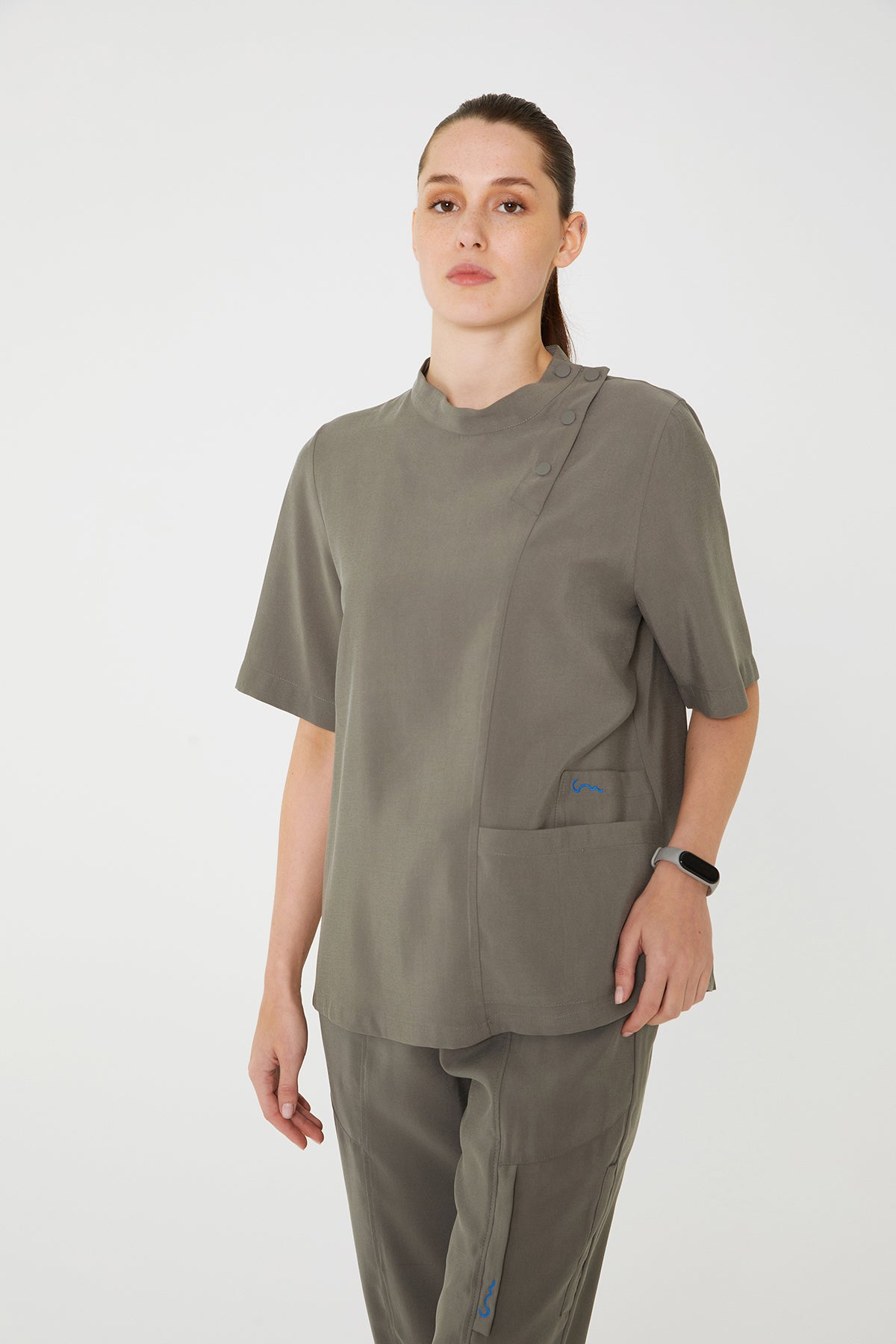 UNIFORM | SCRUB | WOMEN | TOP | ADEN