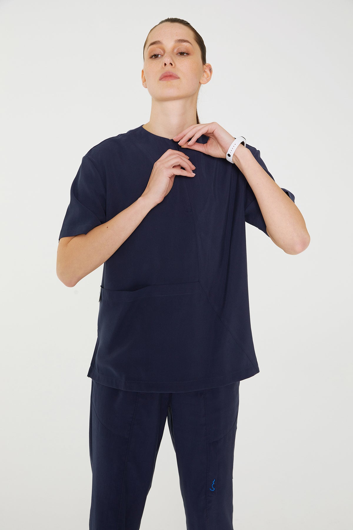 UNIFORM | SCRUB | WOMEN | TOP | LYON