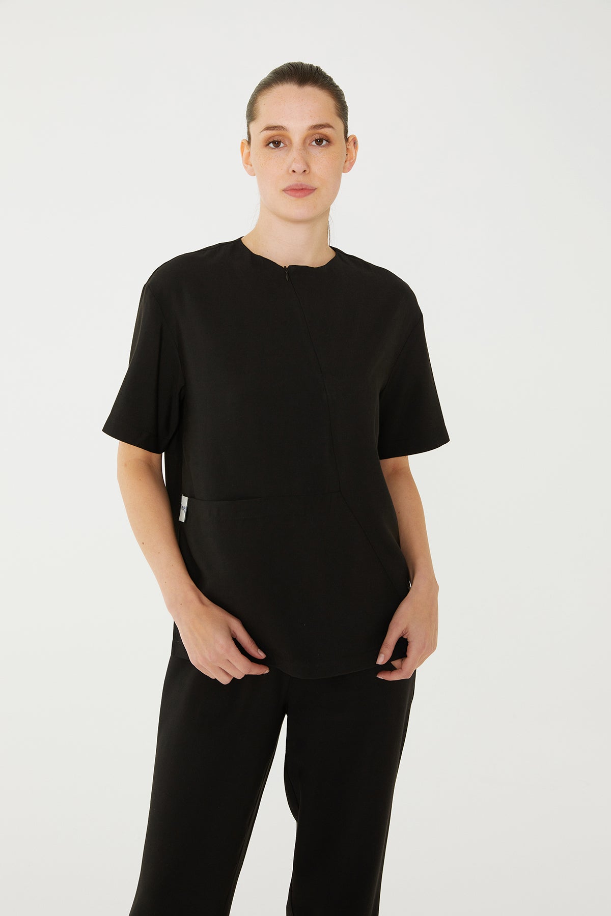 UNIFORM | SCRUB | WOMEN | TOP | LYON