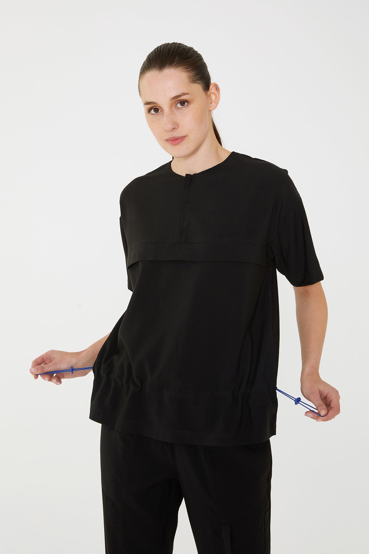 UNIFORM | SCRUB | WOMEN | TOP | NUUK