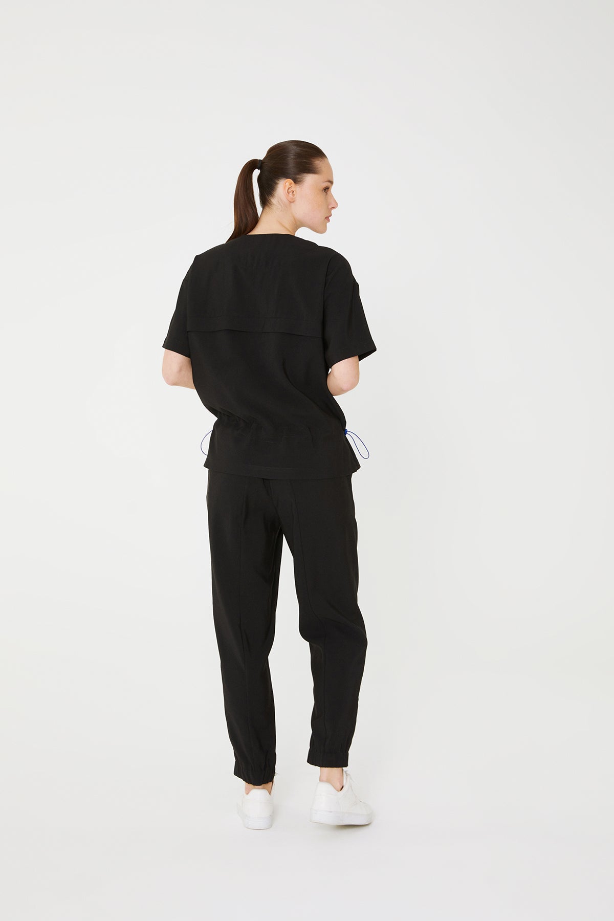 UNIFORM | SCRUB | WOMEN | TOP | NUUK
